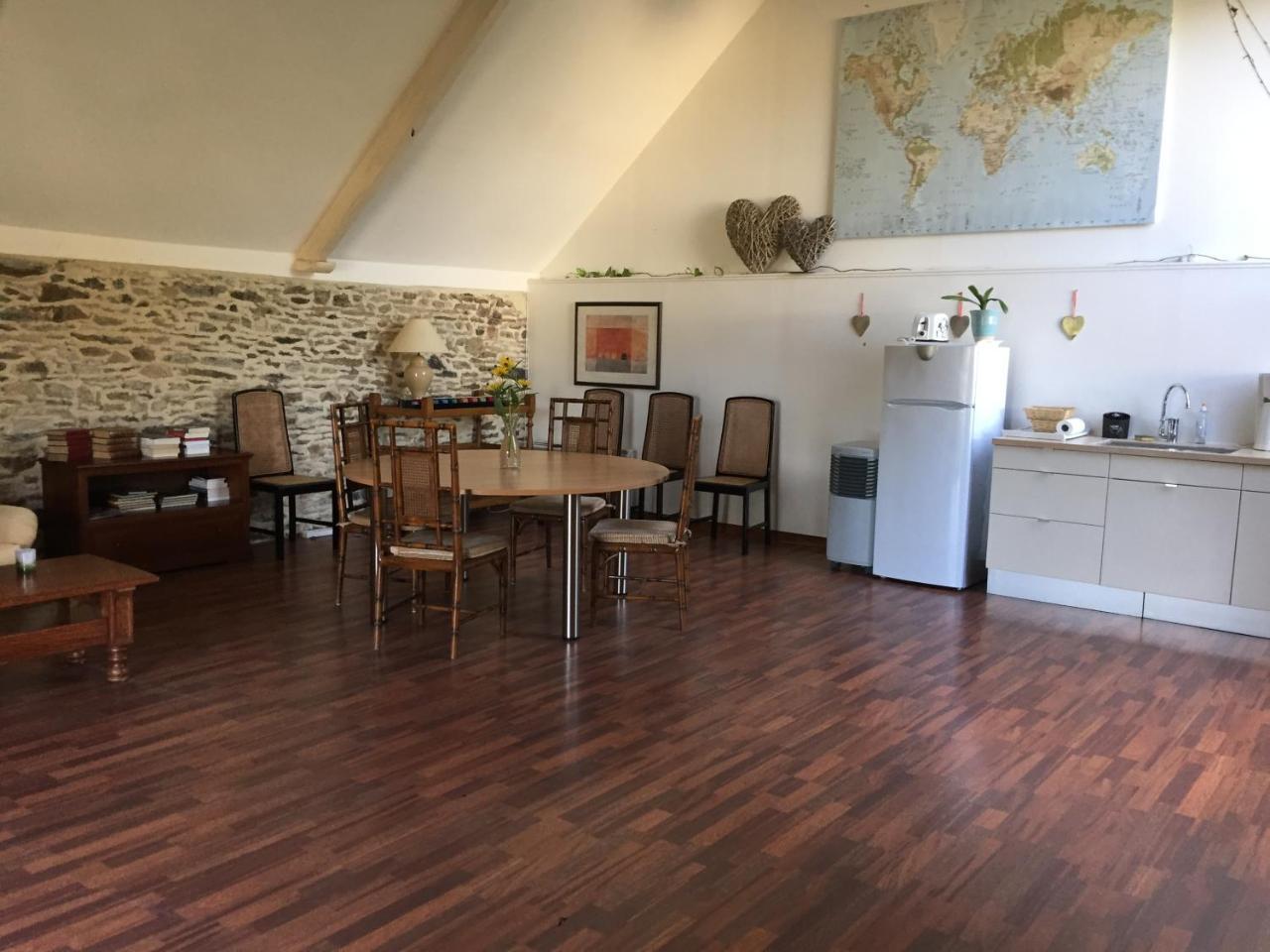 Etang Fleuri Bed & Breakfast Cahagnes Exterior photo